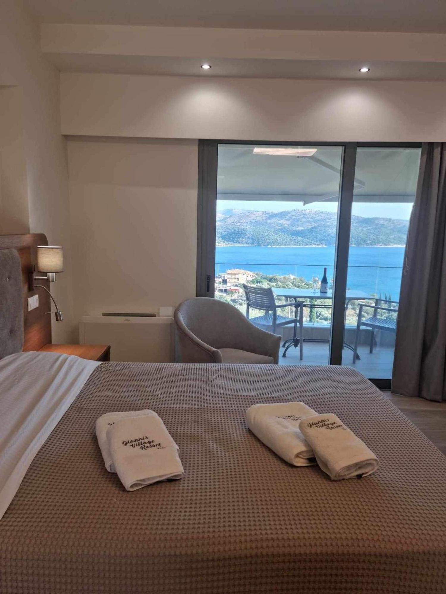 Giannis Village Resort Astakos Exterior photo