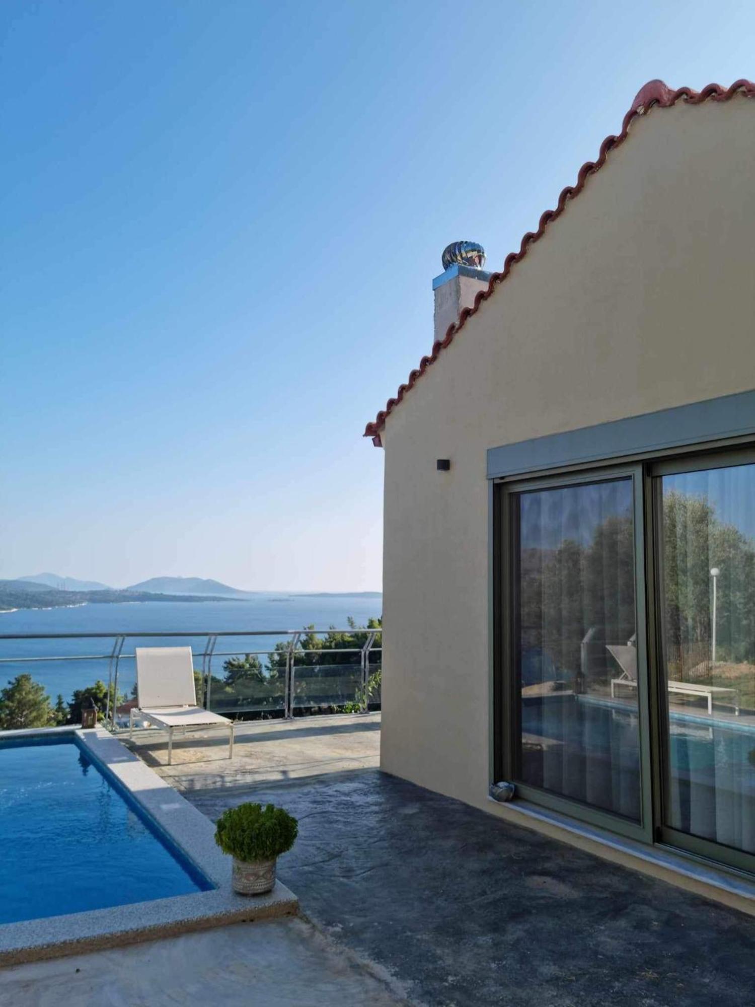 Giannis Village Resort Astakos Exterior photo