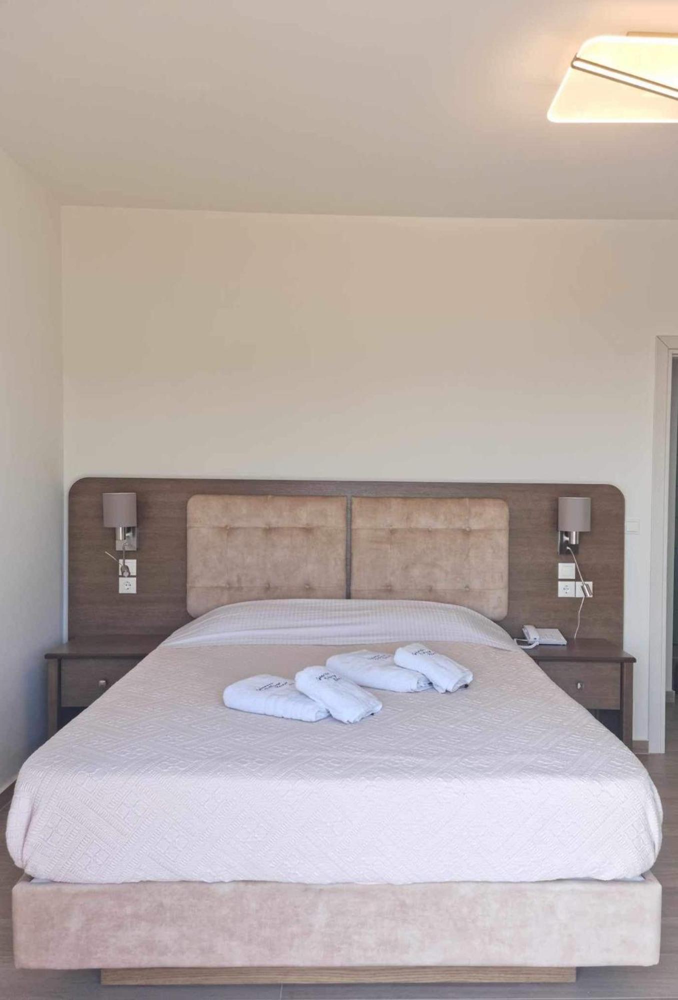 Giannis Village Resort Astakos Exterior photo